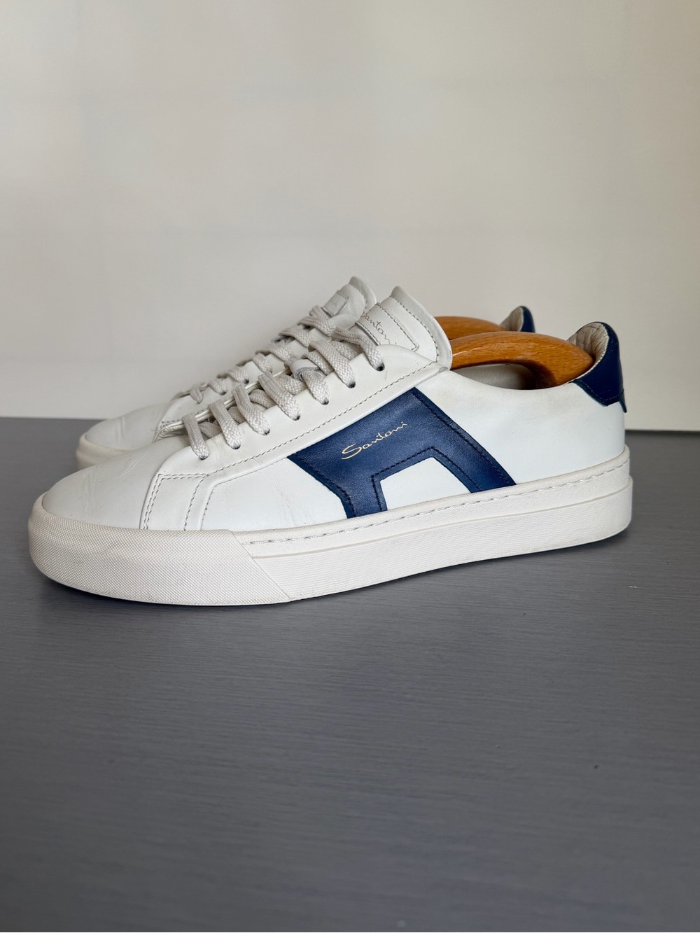 Santoni Mens White Double Buckle Leather Sneakers